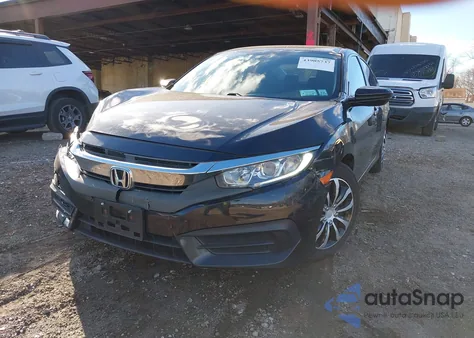 2018 Honda Civic Lx z USA, uszkodzony, nr VIN 19XFC2F54JE201215